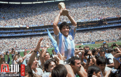 阿根廷球王马拉多纳因心脏骤停去世，